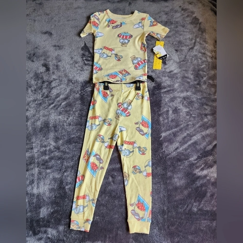 Despicable Me Minions Summer Toddler boy girl 2 piece Pajama Set, size 3t, 4t, 5